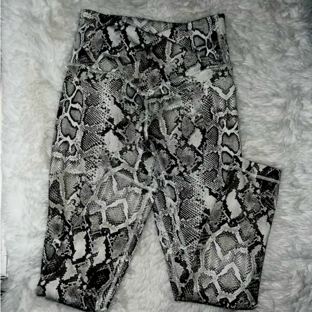 Victoria Secret leggings